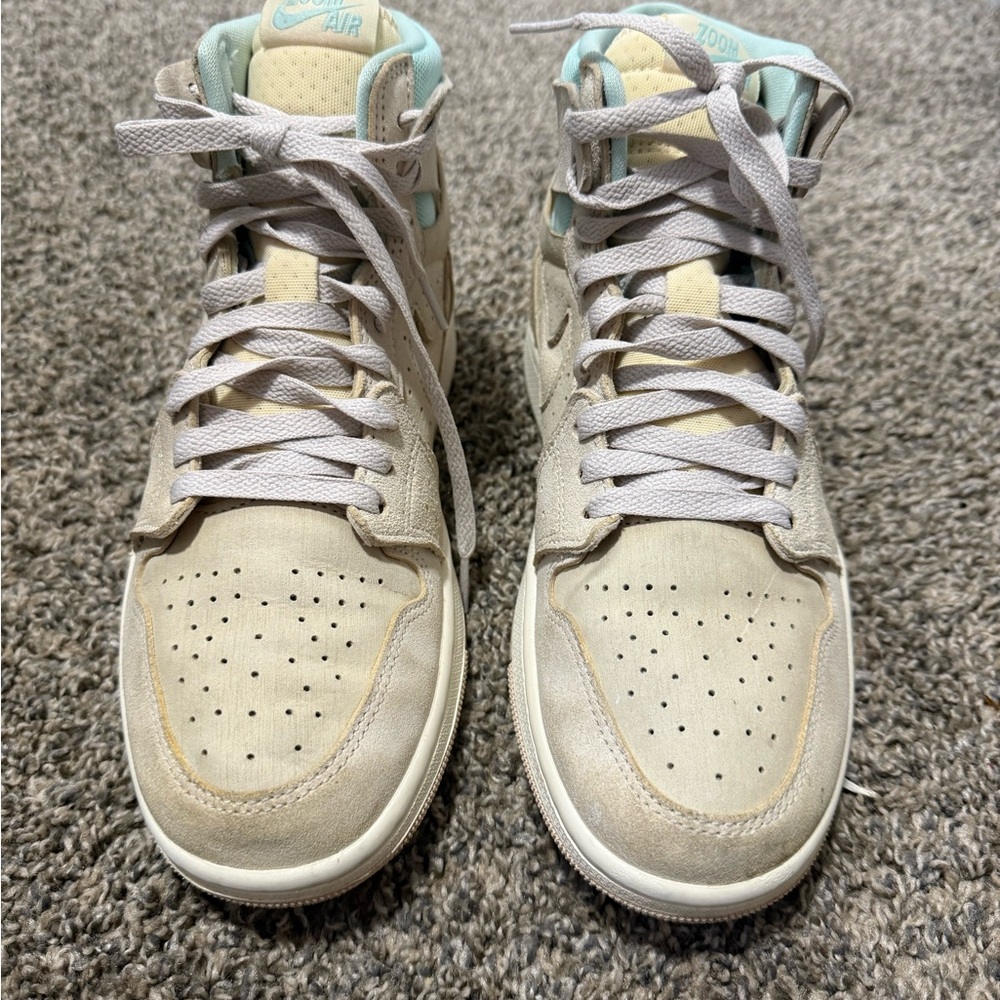 Nike Air Jordan 1 Mid Cream with Teal Accents - Picture 3 of 8